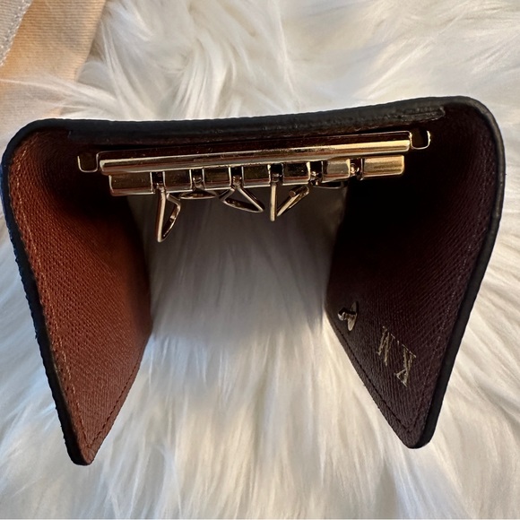 LOUIS VUITTON 6 KEY HOLDER MONOGRAM - Picture 7 of 12